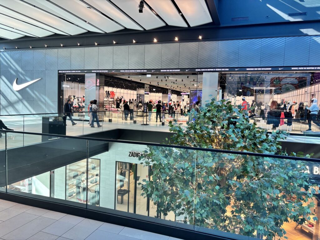 Nike Royalmount Storefront